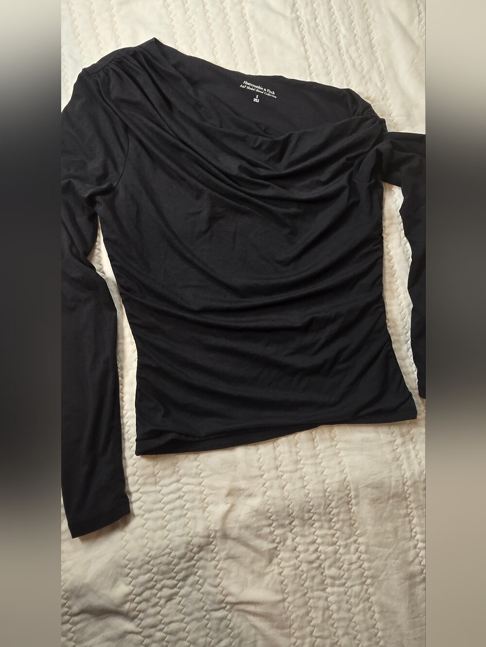 Abercrombie & Fitch Black Draped Boatneck Long Sleeve Top - Picture 5 of 6